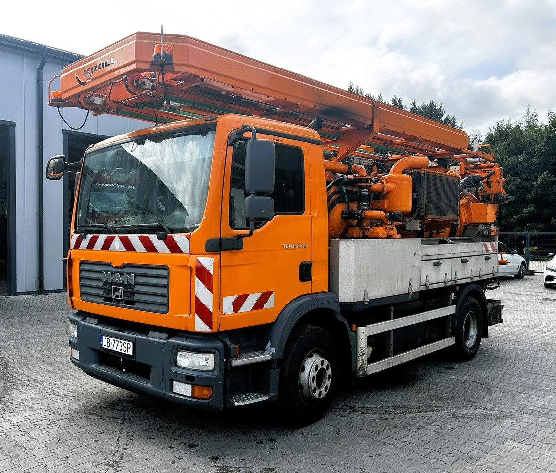 MAN TGM 15.240 - Vacuümwagen: afbeelding 2 MAN TGM 15.240 - Vacuümwagen: afbeelding 2