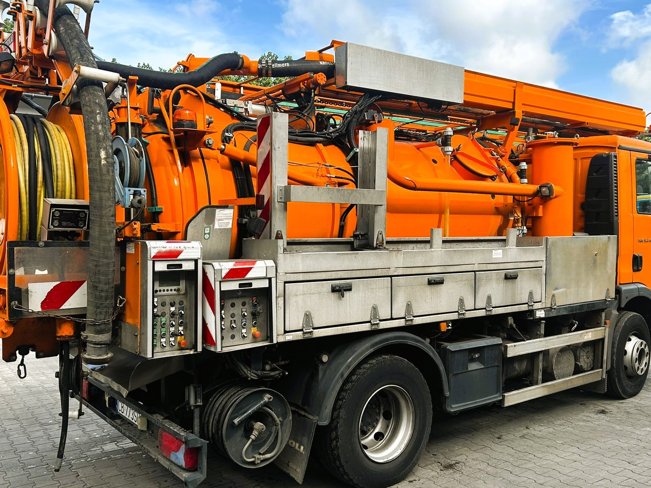 MAN TGM 15.240 - Vacuümwagen: afbeelding 4 MAN TGM 15.240 - Vacuümwagen: afbeelding 4