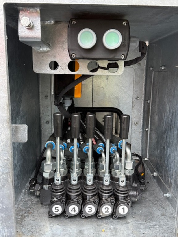 KALEPAR KLP2Y - Dieplader oplegger: afbeelding 3 KALEPAR KLP2Y - Dieplader oplegger: afbeelding 3