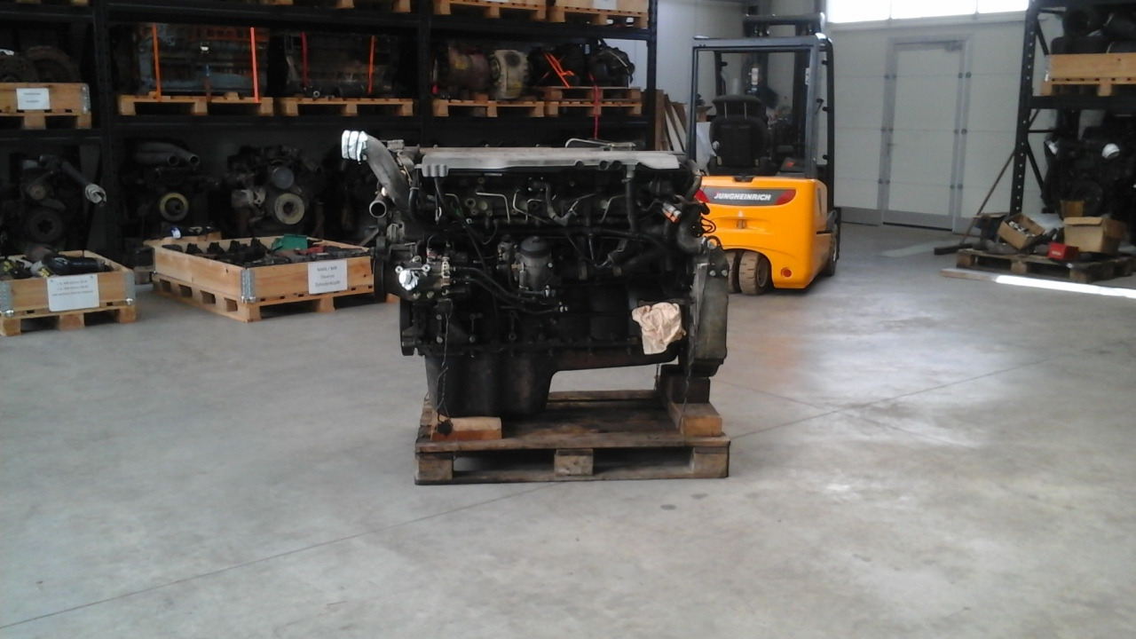 Motor voor Vrachtwagen Gebrauchter Motor MAN TGA D 2066 LF 36, Euro 4: afbeelding 9
