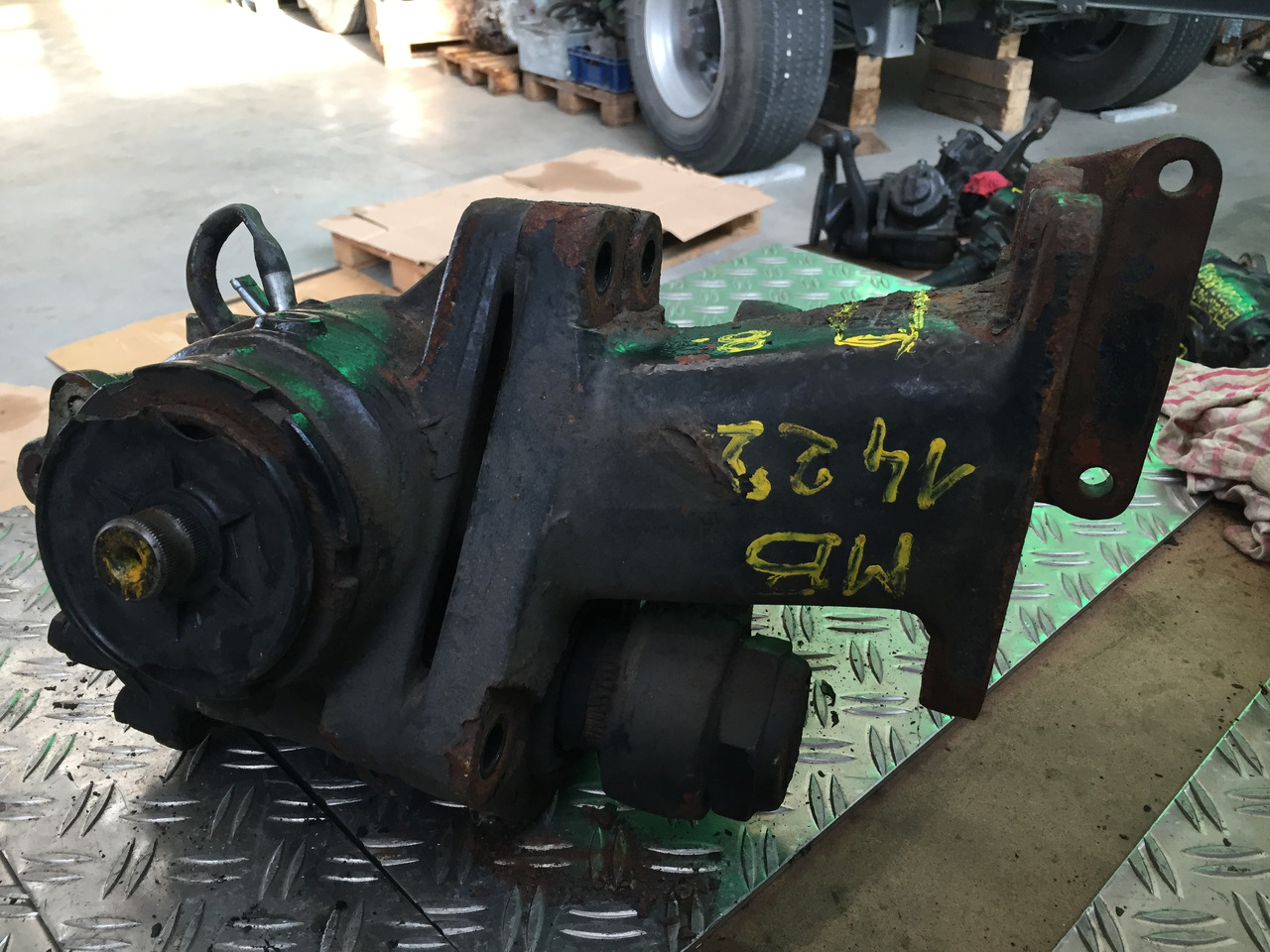 Gebrauchtes DB 1422 SK Lenkgetriebe, Artikel - Nr.: 365 461 06 40 - Stuurhuis voor Vrachtwagen: afbeelding 5 Gebrauchtes DB 1422 SK Lenkgetriebe, Artikel - Nr.: 365 461 06 40 - Stuurhuis voor Vrachtwagen: afbeelding 5