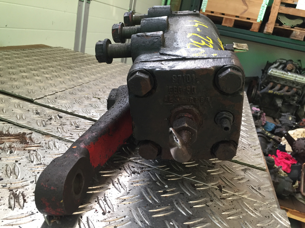 Gebrauchtes Lenkgetriebe MAN F90, 14.232, Artikel - Nr.: 81.9999 - 9999 - Stuurhuis voor Vrachtwagen: afbeelding 2 Gebrauchtes Lenkgetriebe MAN F90, 14.232, Artikel - Nr.: 81.9999 - 9999 - Stuurhuis voor Vrachtwagen: afbeelding 2