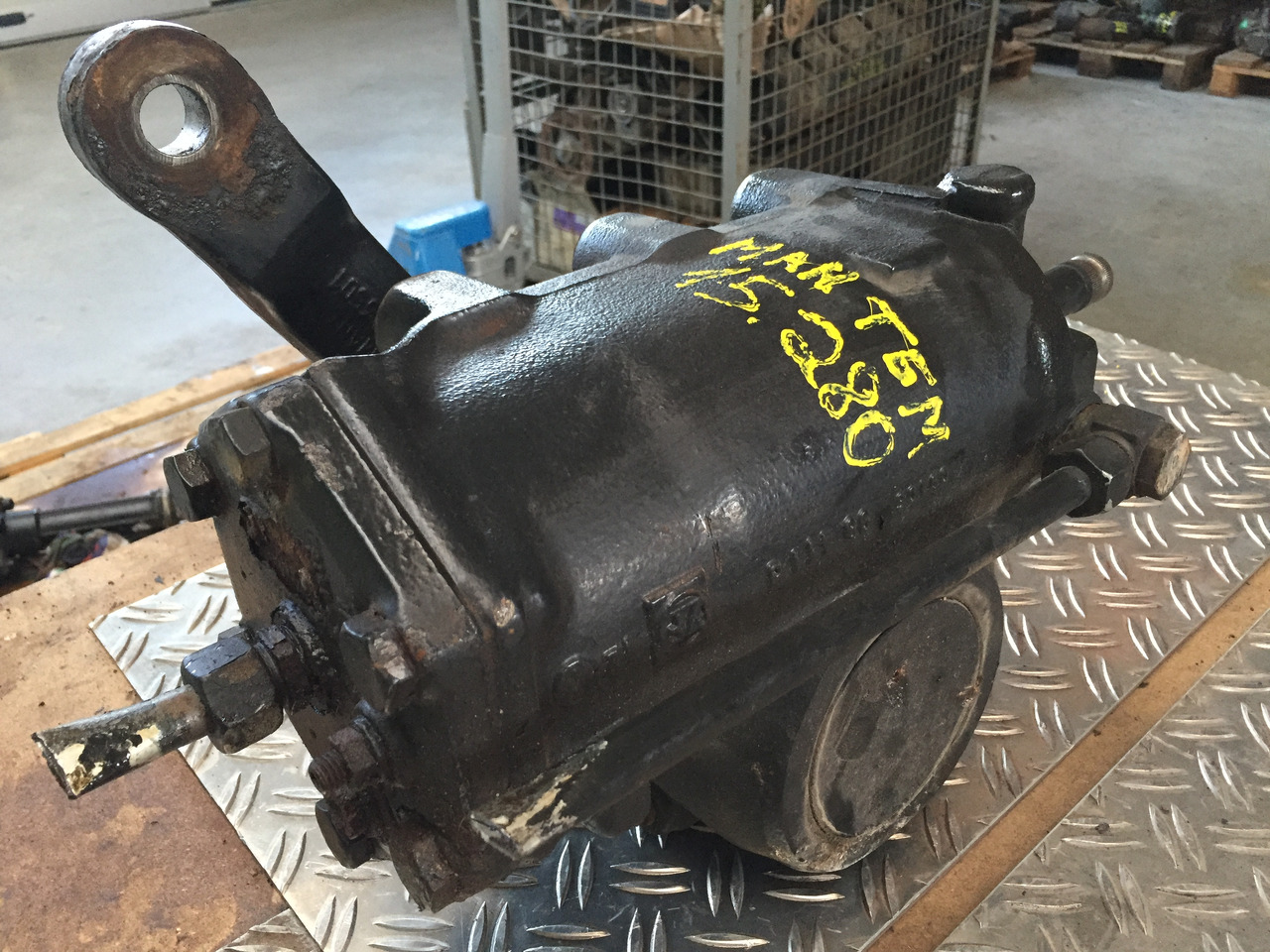 Gebrauchtes Lenkgetriebe, MAN TGM 15.280, Artikel - Nr. : 85.46200 - 6019 - Stuurhuis voor Vrachtwagen: afbeelding 5 Gebrauchtes Lenkgetriebe, MAN TGM 15.280, Artikel - Nr. : 85.46200 - 6019 - Stuurhuis voor Vrachtwagen: afbeelding 5