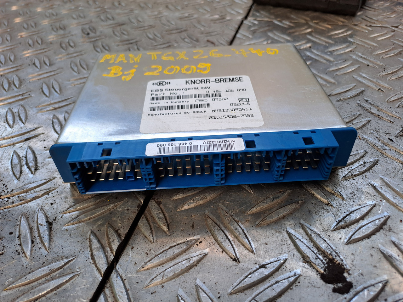 ECU voor Vrachtwagen Gebrauchtes MAN TGX 26.440 EBS 5 Steuergerät 24 V , Artikel - Nr.: 81.25808 - 7053: afbeelding 6 ECU voor Vrachtwagen Gebrauchtes MAN TGX 26.440 EBS 5 Steuergerät 24 V , Artikel - Nr.: 81.25808 - 7053: afbeelding 6