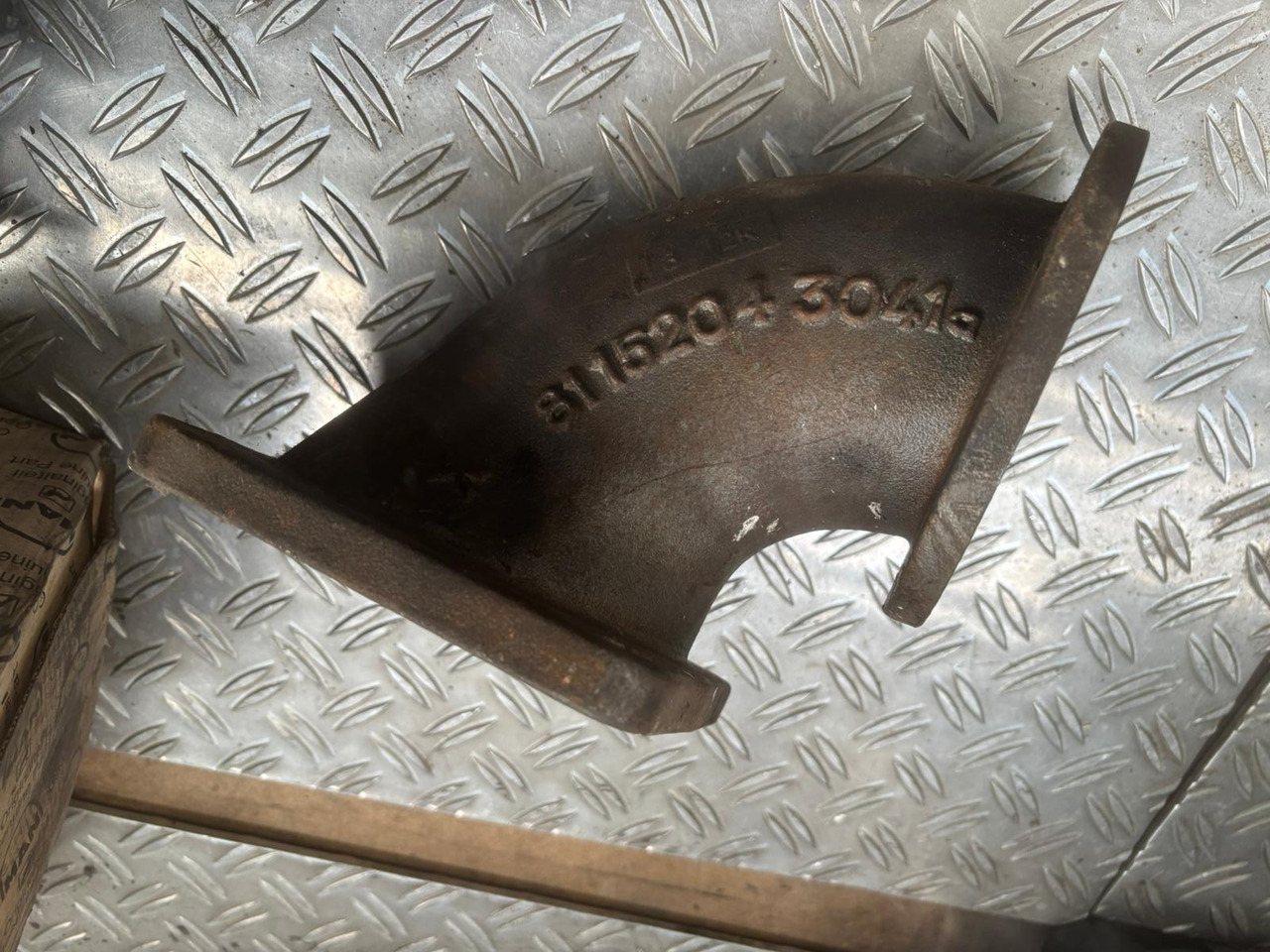 Neuwertiges MAN Abgasrohr, Artikel - Nr. : 81.15204 - 3041 - Uitlaatpijp voor Vrachtwagen: afbeelding 1 Neuwertiges MAN Abgasrohr, Artikel - Nr. : 81.15204 - 3041 - Uitlaatpijp voor Vrachtwagen: afbeelding 1