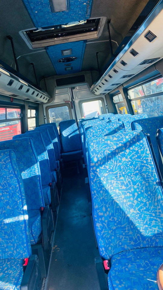 Iveco, 2004 god. - Minibus, Personenvervoer: afbeelding 2 Iveco, 2004 god. - Minibus, Personenvervoer: afbeelding 2