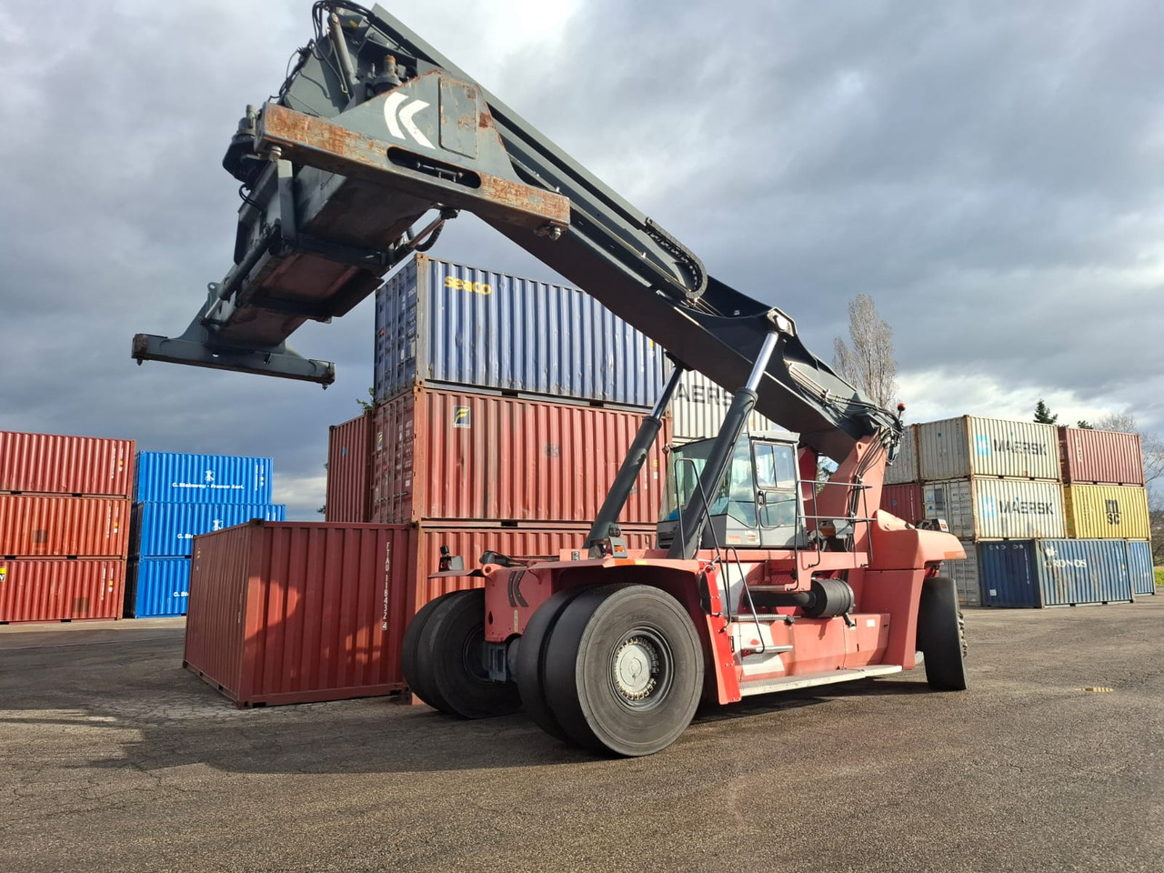 KALMAR DRF 450 60 S5 - Reach stacker: afbeelding 2 KALMAR DRF 450 60 S5 - Reach stacker: afbeelding 2