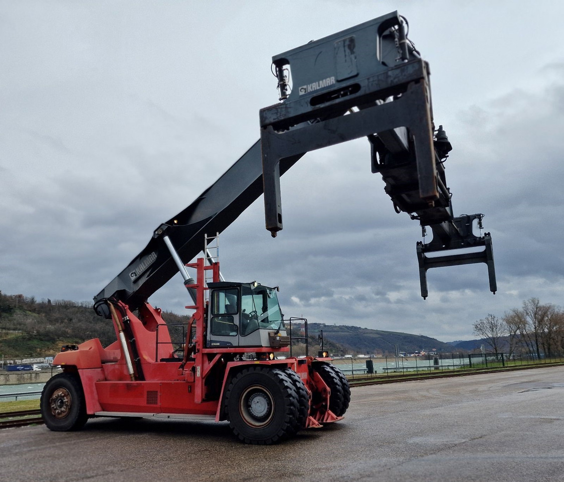 KALMAR DRF 450 70 S5XS - Reach stacker: afbeelding 3 KALMAR DRF 450 70 S5XS - Reach stacker: afbeelding 3