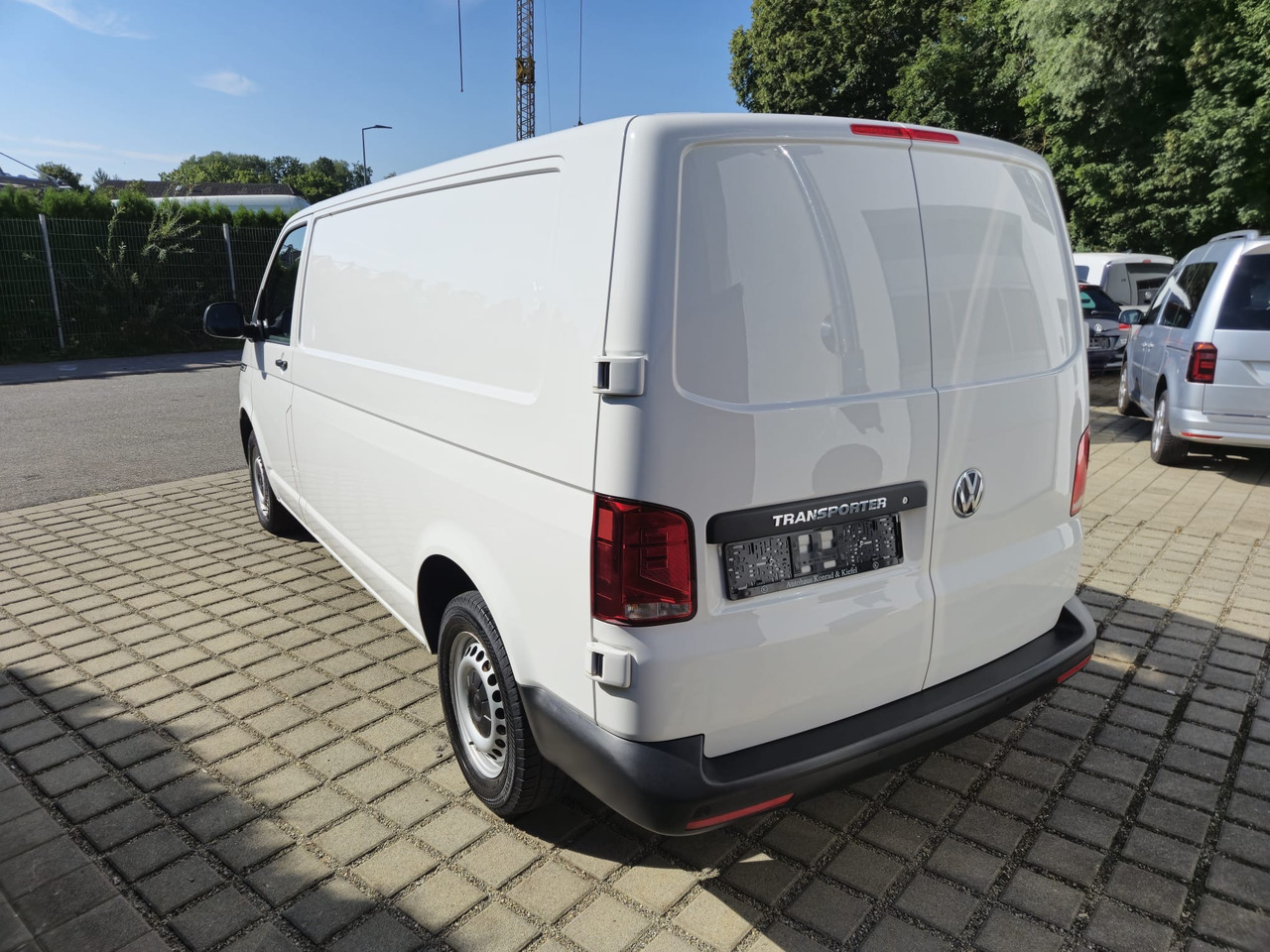 VOLKSWAGEN T6.1 Transporter Kasten lang FWD - Gesloten bestelwagen: afbeelding 5 VOLKSWAGEN T6.1 Transporter Kasten lang FWD - Gesloten bestelwagen: afbeelding 5