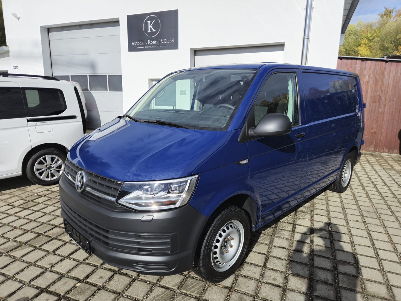 VOLKSWAGEN T6 Transporter Kasten-Kombi 4Motion/Navi/LED - Gesloten bestelwagen: afbeelding 1 VOLKSWAGEN T6 Transporter Kasten-Kombi 4Motion/Navi/LED - Gesloten bestelwagen: afbeelding 1