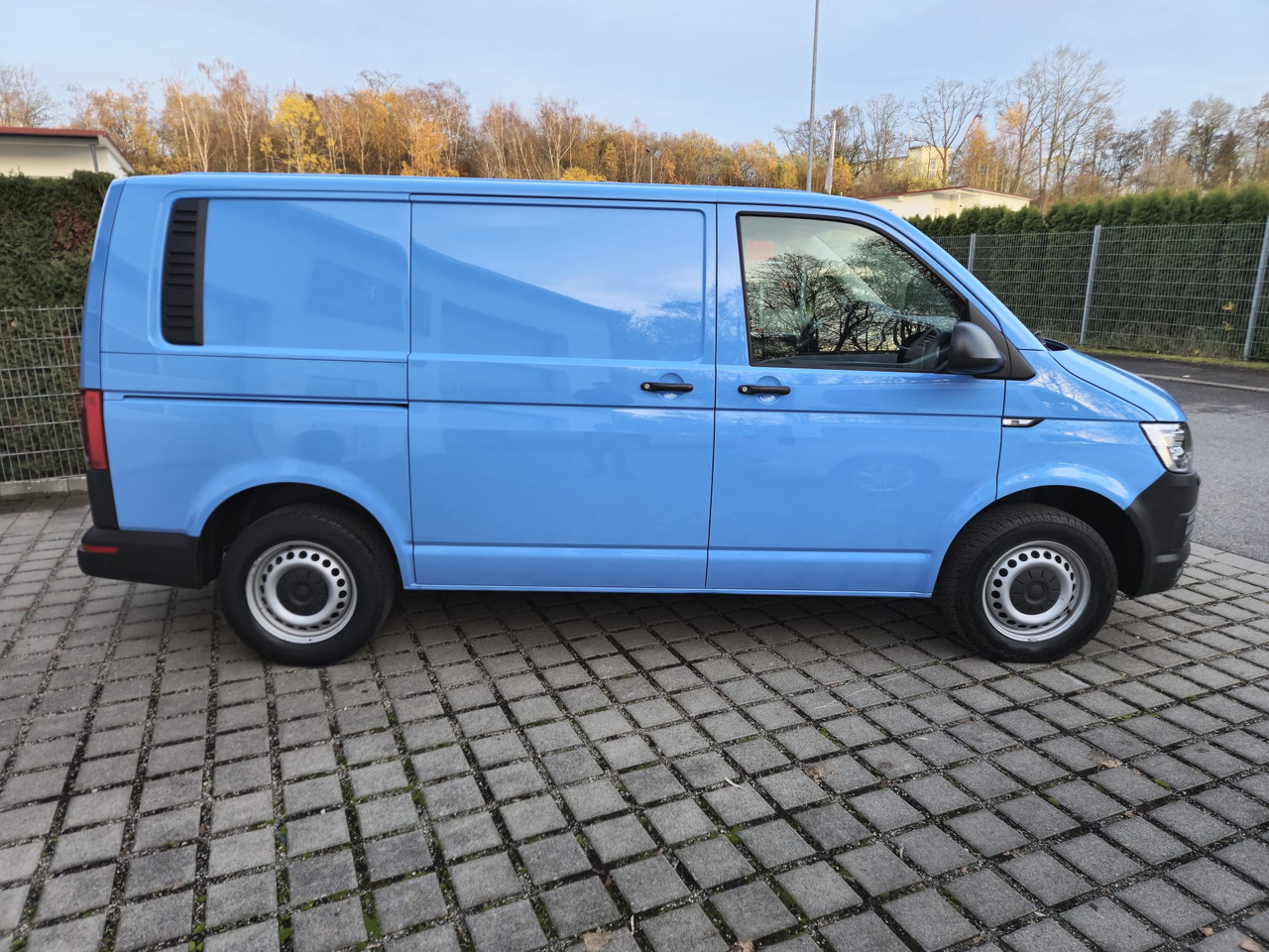 VOLKSWAGEN T6 Transporter Kasten-Kombi LED/AHK/Bluetooth - Gesloten bestelwagen: afbeelding 4 VOLKSWAGEN T6 Transporter Kasten-Kombi LED/AHK/Bluetooth - Gesloten bestelwagen: afbeelding 4