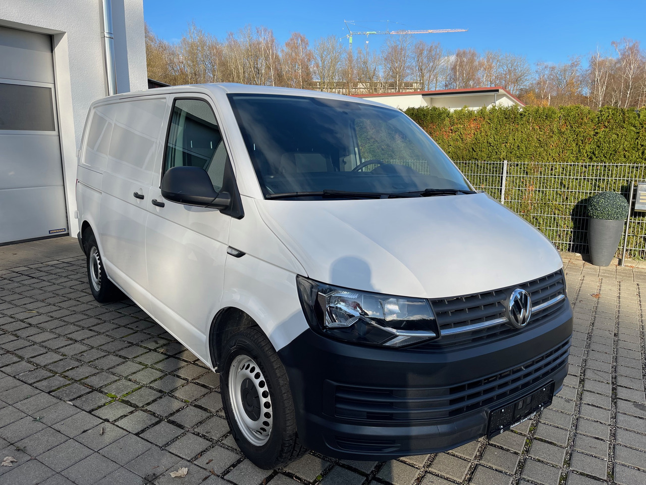 VOLKSWAGEN T6 Transporter Klima/PDC/AHK/Standheizung - Gesloten bestelwagen: afbeelding 2 VOLKSWAGEN T6 Transporter Klima/PDC/AHK/Standheizung - Gesloten bestelwagen: afbeelding 2