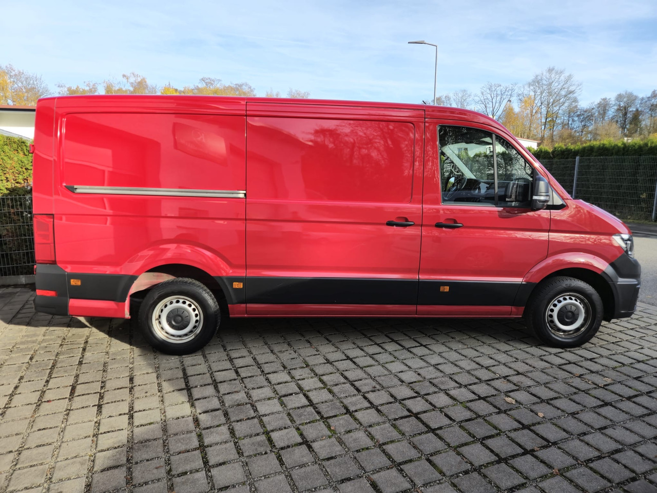 Volkswagen Crafter Kasten 35 FWD mittellang/Kamera/Navi/App - Gesloten bestelwagen: afbeelding 4 Volkswagen Crafter Kasten 35 FWD mittellang/Kamera/Navi/App - Gesloten bestelwagen: afbeelding 4