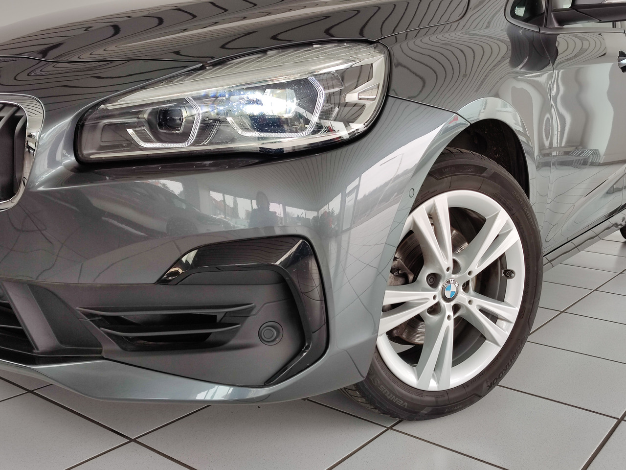 BMW 216 i Gran Tourer Advantage RTTI Navi Apple DAB PDC - Stationwagen: afbeelding 2 BMW 216 i Gran Tourer Advantage RTTI Navi Apple DAB PDC - Stationwagen: afbeelding 2