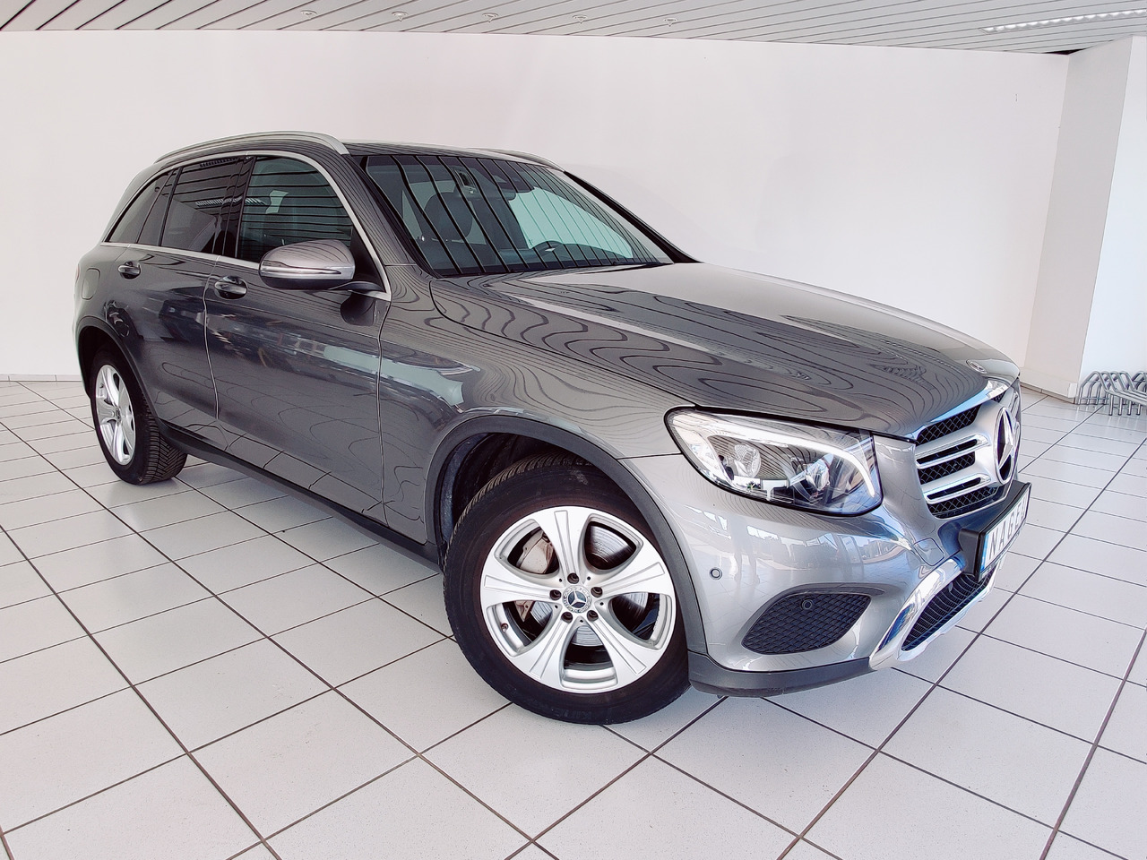 Mercedes-Benz GLC 220 d 4Matic AHK Navi RüKam SHZ - SUV: afbeelding 3 Mercedes-Benz GLC 220 d 4Matic AHK Navi RüKam SHZ - SUV: afbeelding 3