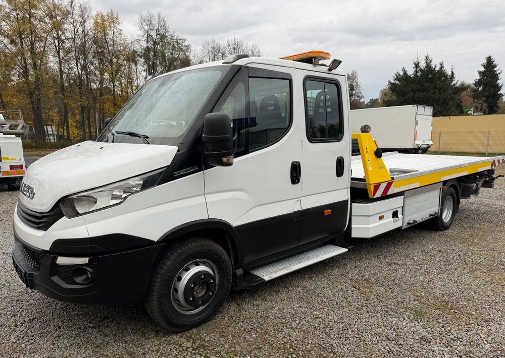Iveco Daily 70C18 Pomoc drogowa Laweta 2017r Hi-Matic - Bergingsvoertuig: afbeelding 1 Iveco Daily 70C18 Pomoc drogowa Laweta 2017r Hi-Matic - Bergingsvoertuig: afbeelding 1