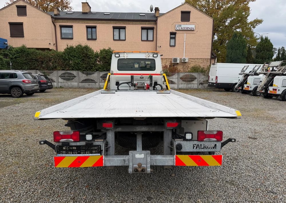 Bergingsvoertuig Iveco Daily 70C18 Pomoc drogowa Laweta 2017r Hi-Matic: afbeelding 7 Bergingsvoertuig Iveco Daily 70C18 Pomoc drogowa Laweta 2017r Hi-Matic: afbeelding 7