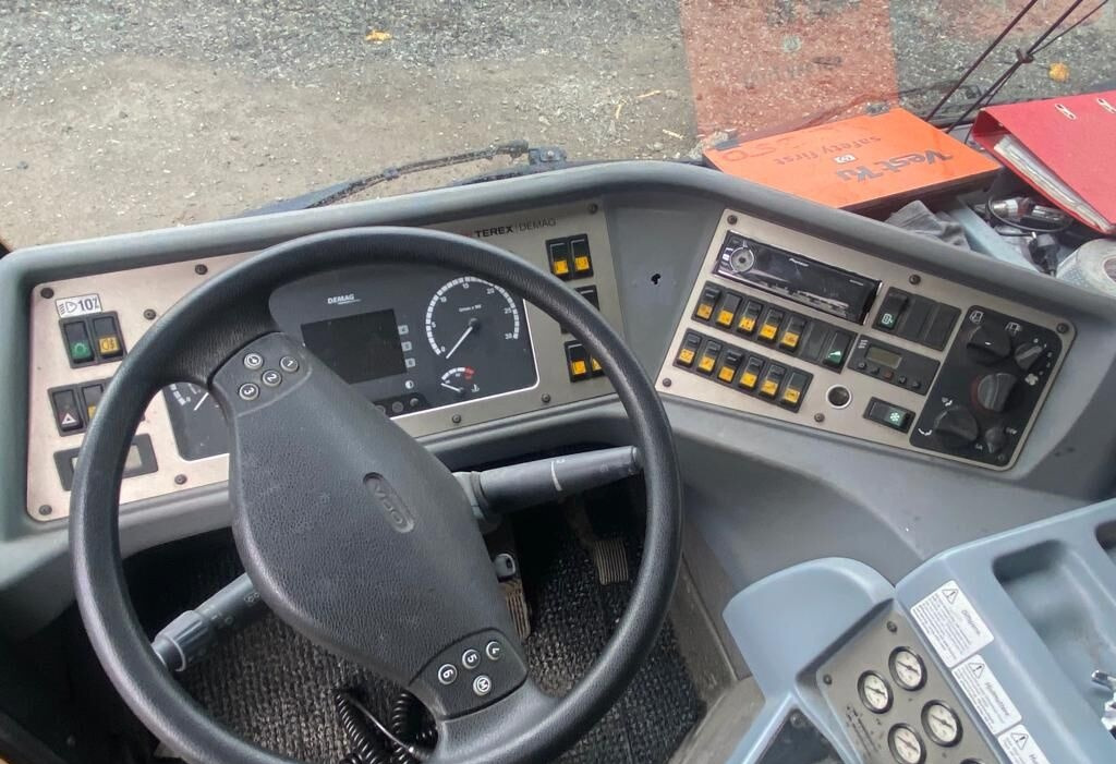 Demag AC350 - Mobiele kraan: afbeelding 5 Demag AC350 - Mobiele kraan: afbeelding 5