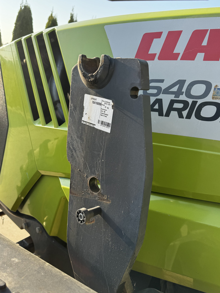 Claas Arion 640 - Tractor: afbeelding 5 Claas Arion 640 - Tractor: afbeelding 5