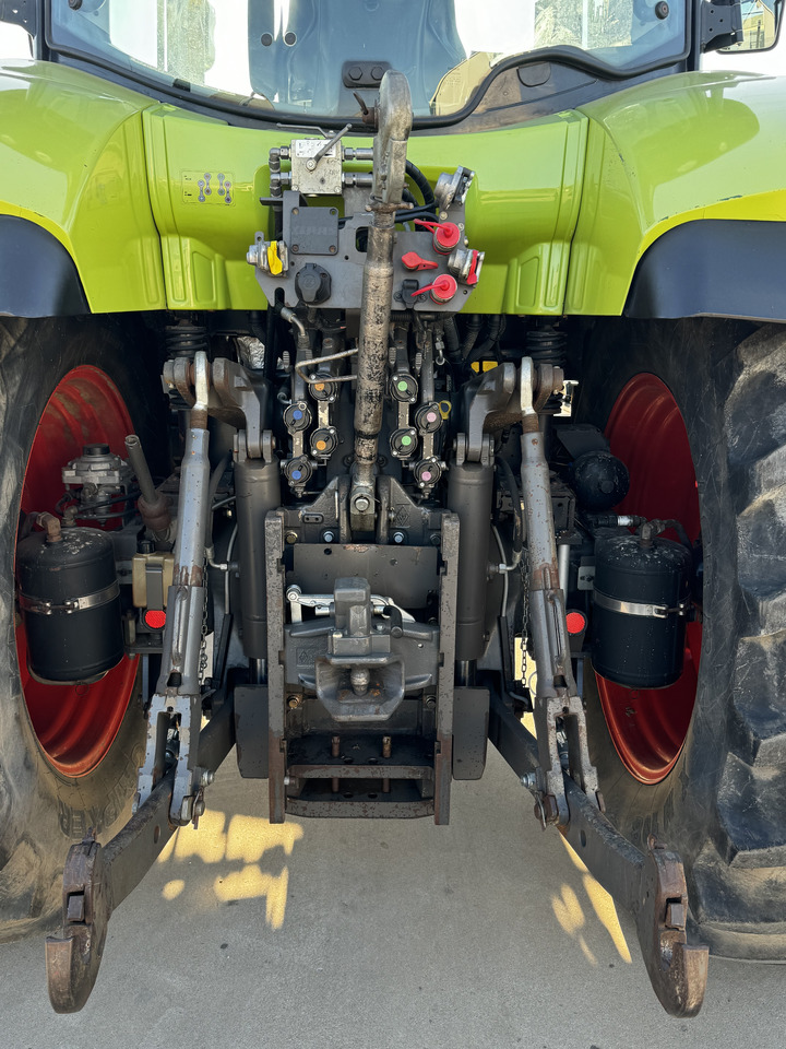 Claas Arion 640 - Tractor: afbeelding 3 Claas Arion 640 - Tractor: afbeelding 3