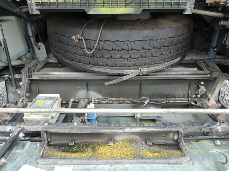 Mercedes-Benz Integro 49 Seats EURO 5 - Streekbus: afbeelding 4 Mercedes-Benz Integro 49 Seats EURO 5 - Streekbus: afbeelding 4