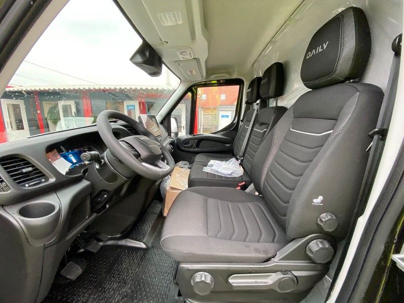 Iveco 35C18H - Gesloten bestelwagen: afbeelding 4 Iveco 35C18H - Gesloten bestelwagen: afbeelding 4