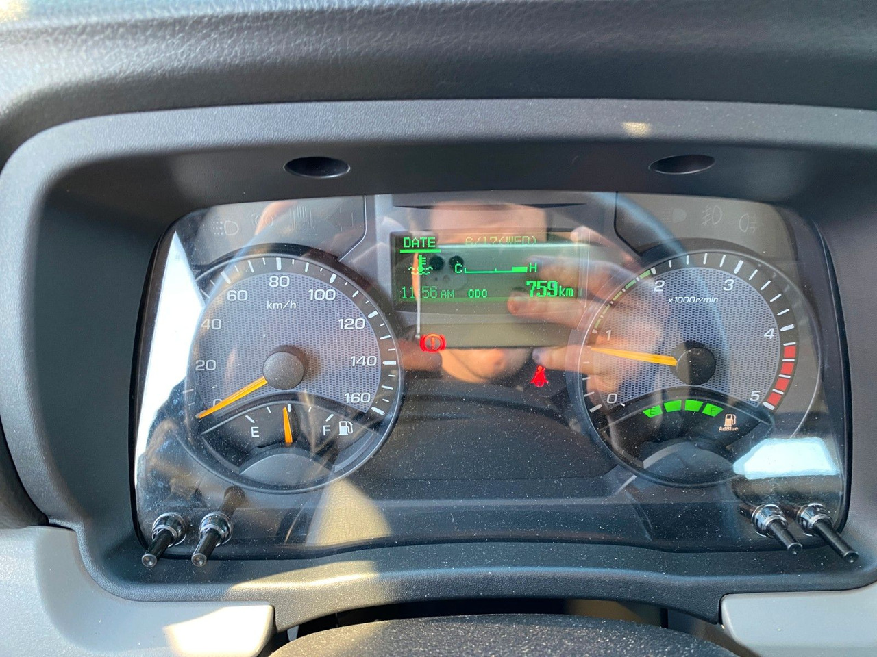 Mitsubishi FUSO CANTER 6C18 4WD PRITSCHE+PM 6522P KRAN - Bestelwagen open laadbak: afbeelding 4 Mitsubishi FUSO CANTER 6C18 4WD PRITSCHE+PM 6522P KRAN - Bestelwagen open laadbak: afbeelding 4