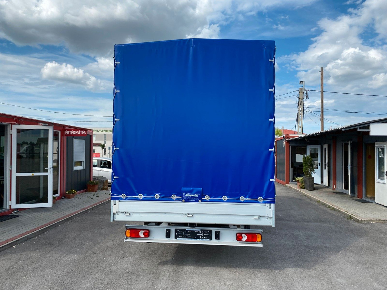 Peugeot BOXER CHC L4 HEAVY PRITSCHE+PLANE+SCHLAFKABINE - Schuifzeilen bestelwagen: afbeelding 5 Peugeot BOXER CHC L4 HEAVY PRITSCHE+PLANE+SCHLAFKABINE - Schuifzeilen bestelwagen: afbeelding 5