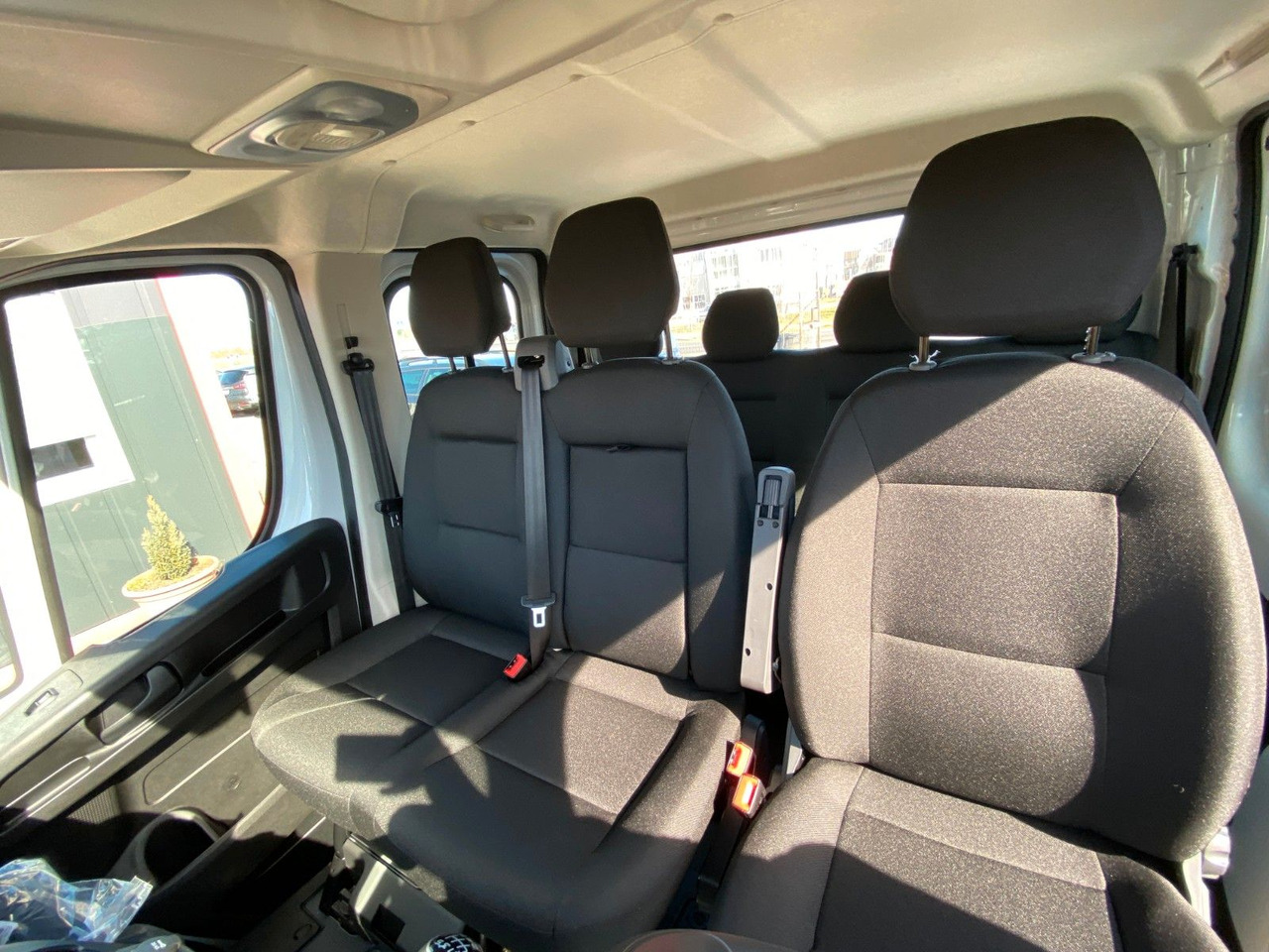 Peugeot BOXER CHDC L4 HEAVY PRITSCHE - Bestelwagen open laadbak, Bestelwagen met dubbele cabine: afbeelding 4 Peugeot BOXER CHDC L4 HEAVY PRITSCHE - Bestelwagen open laadbak, Bestelwagen met dubbele cabine: afbeelding 4