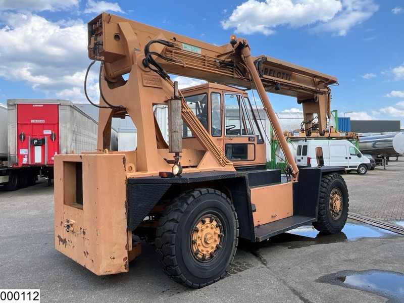 Belotti B81V/2 12 mtr - Diesel heftruck: afbeelding 4 Belotti B81V/2 12 mtr - Diesel heftruck: afbeelding 4