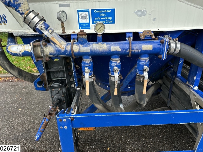 Feldbinder Silo 40.000 Liter - Tankoplegger: afbeelding 4 Feldbinder Silo 40.000 Liter - Tankoplegger: afbeelding 4