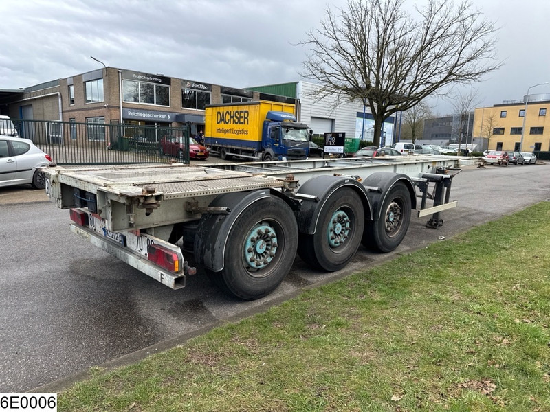Fruehauf Chassis 20 / 30 ft - Containertransporter/ Wissellaadbak oplegger: afbeelding 5 Fruehauf Chassis 20 / 30 ft - Containertransporter/ Wissellaadbak oplegger: afbeelding 5