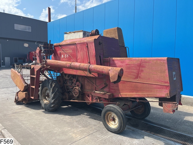 International 851 Mc Cormick International 851 - Maaidorser: afbeelding 4 International 851 Mc Cormick International 851 - Maaidorser: afbeelding 4