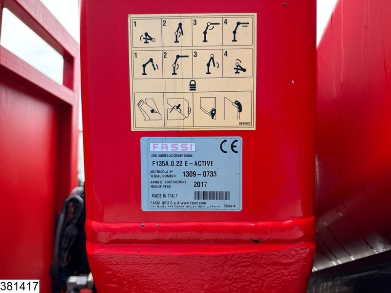 Iveco 260S36 6x2, EURO 6, Fassi, Remote - Vrachtwagen met open laadbak, Kraanwagen: afbeelding 5 Iveco 260S36 6x2, EURO 6, Fassi, Remote - Vrachtwagen met open laadbak, Kraanwagen: afbeelding 5