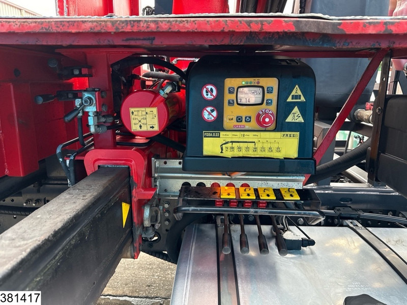 Iveco 260S36 6x2, EURO 6, Fassi, Remote - Vrachtwagen met open laadbak, Kraanwagen: afbeelding 4 Iveco 260S36 6x2, EURO 6, Fassi, Remote - Vrachtwagen met open laadbak, Kraanwagen: afbeelding 4