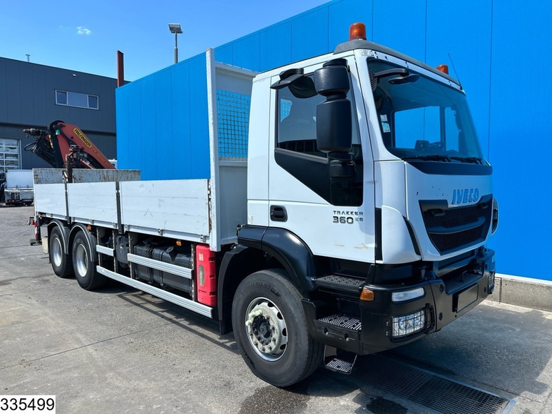 Iveco Trakker 360 6X4, EURO 6, Steel suspension, Palfinger - Vrachtwagen met open laadbak, Kraanwagen: afbeelding 3 Iveco Trakker 360 6X4, EURO 6, Steel suspension, Palfinger - Vrachtwagen met open laadbak, Kraanwagen: afbeelding 3