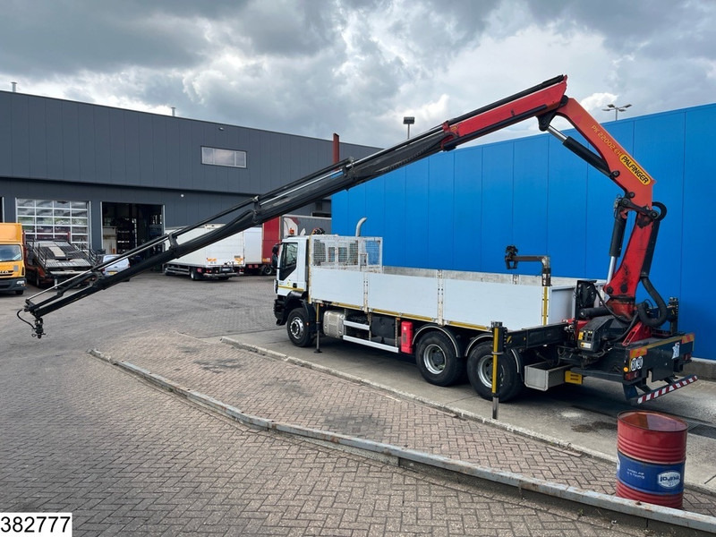 Iveco Trakker 410 6x4, EURO 6, Retarder, Palfinger, Remote - Vrachtwagen met open laadbak, Kraanwagen: afbeelding 2 Iveco Trakker 410 6x4, EURO 6, Retarder, Palfinger, Remote - Vrachtwagen met open laadbak, Kraanwagen: afbeelding 2