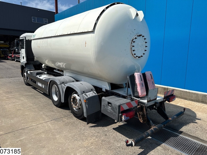 MAN TGA 26 310 6X2, 22070 Liter, PTO - Tankwagen: afbeelding 4 MAN TGA 26 310 6X2, 22070 Liter, PTO - Tankwagen: afbeelding 4