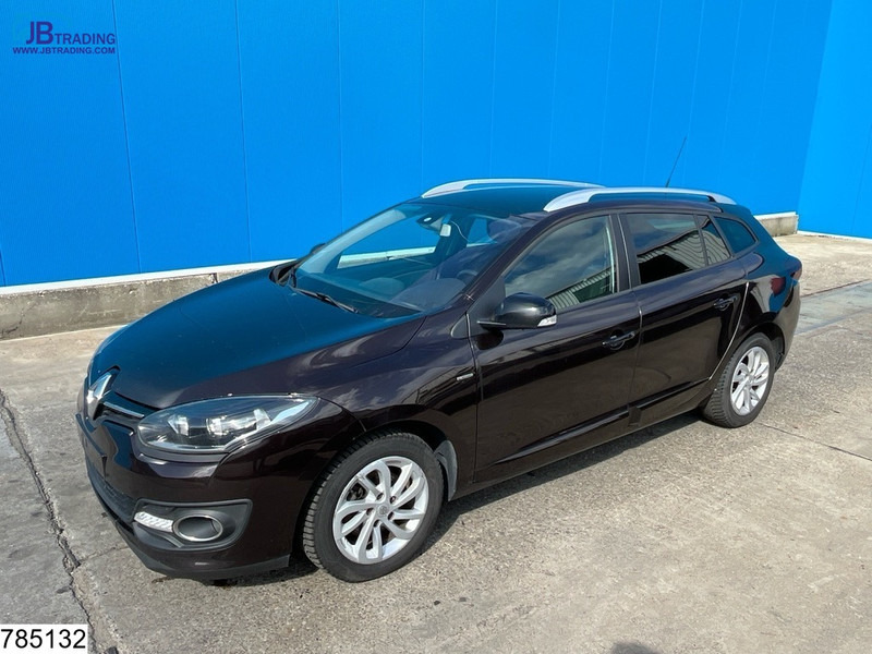 Renault ? Megane 1.5 Price includes VAT - Personenwagen: afbeelding 1 Renault ? Megane 1.5 Price includes VAT - Personenwagen: afbeelding 1
