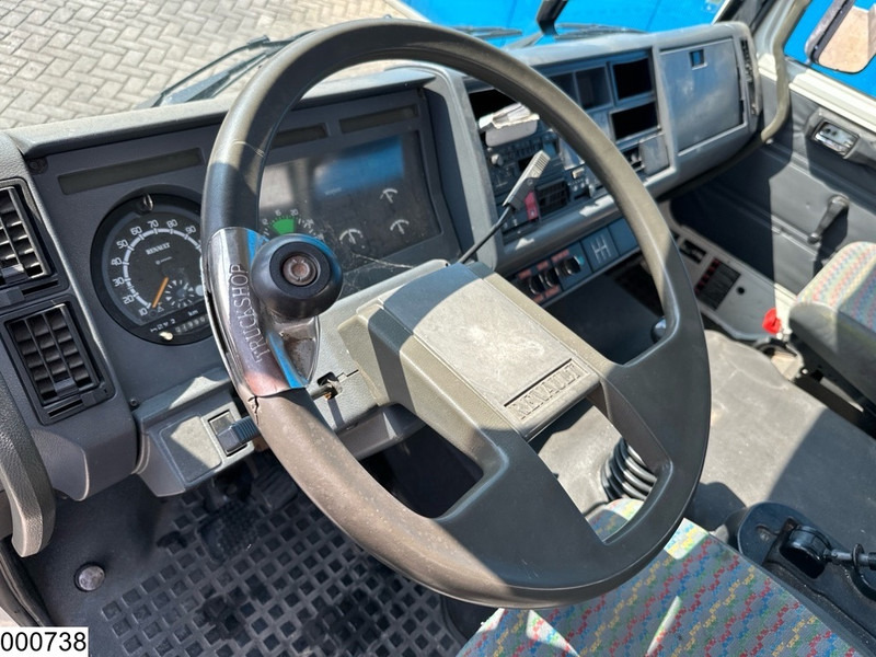Renault S 150 Manual, Steel suspension, PTO, 4645 liter - Tankwagen: afbeelding 4 Renault S 150 Manual, Steel suspension, PTO, 4645 liter - Tankwagen: afbeelding 4