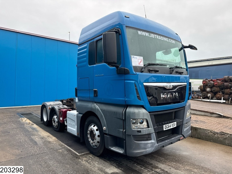 MAN TGX 24 440 6x2, EURO 6, RHD, ADR, Engine defect - Trekker: afbeelding 2 MAN TGX 24 440 6x2, EURO 6, RHD, ADR, Engine defect - Trekker: afbeelding 2