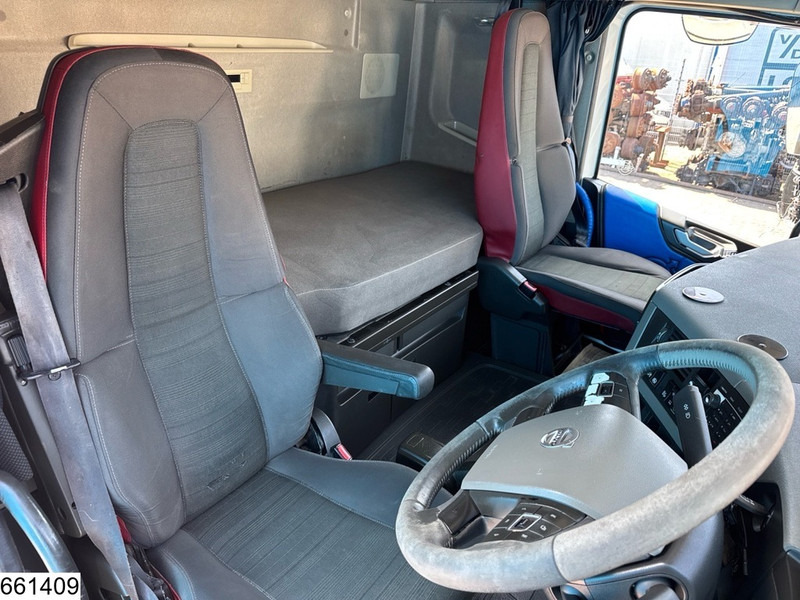 Trekker Volvo FH 500 6x2, RHD, PTO, Compressor: afbeelding 9