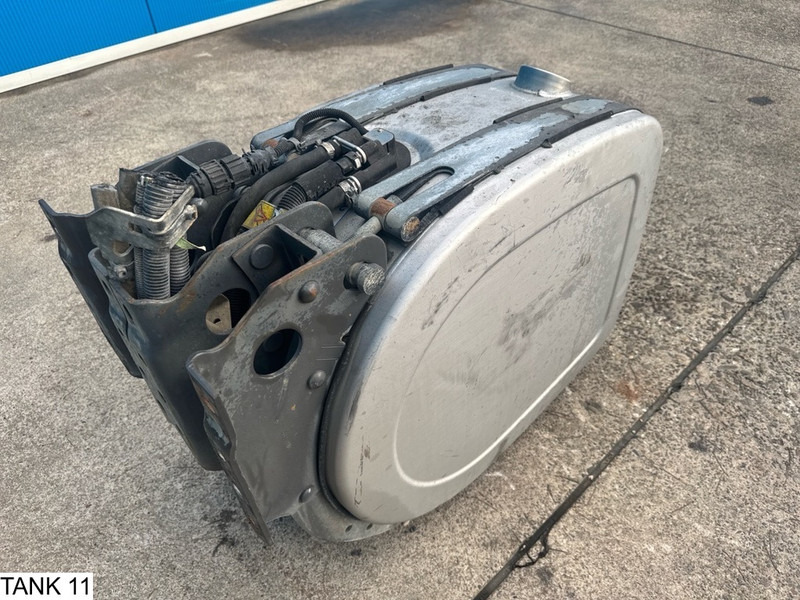 Universeel AdBlue Tank - Brandstoftank: afbeelding 2 Universeel AdBlue Tank - Brandstoftank: afbeelding 2