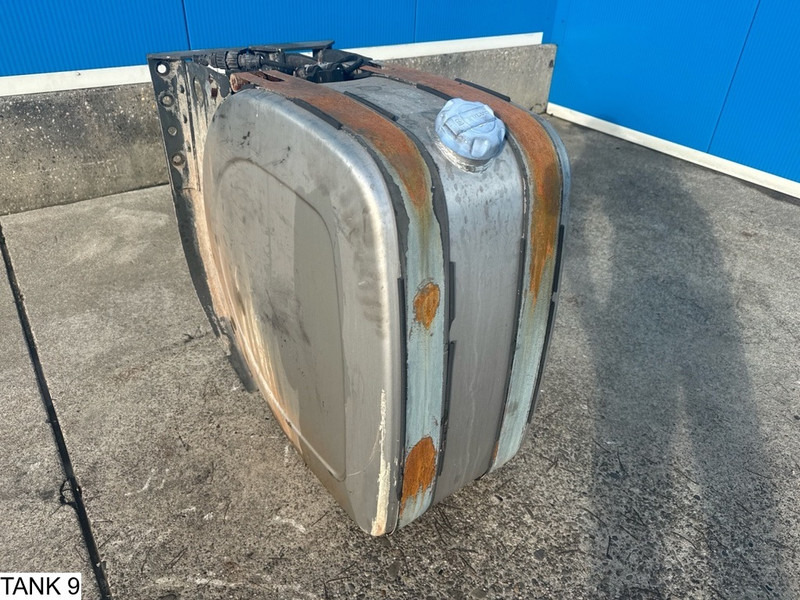 Universeel AdBlue Tank - Brandstoftank: afbeelding 3 Universeel AdBlue Tank - Brandstoftank: afbeelding 3