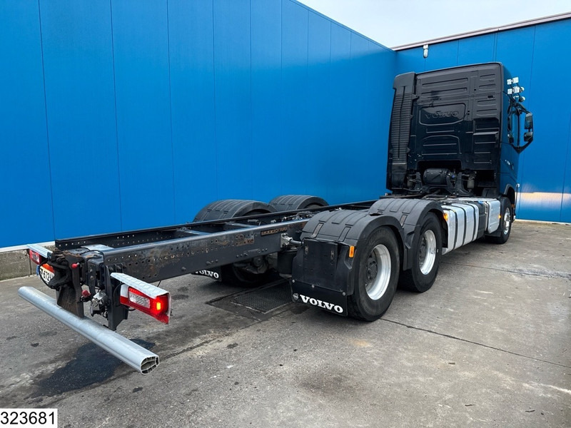 Volvo FH16 750 6X4, EURO 6, Retarder, PTO - Chassis vrachtwagen: afbeelding 3 Volvo FH16 750 6X4, EURO 6, Retarder, PTO - Chassis vrachtwagen: afbeelding 3