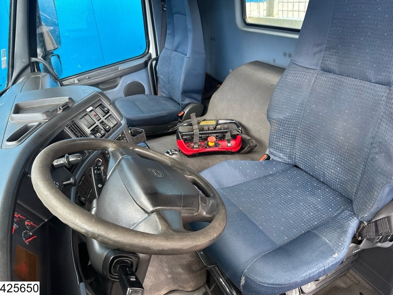 Vrachtwagen met open laadbak, Kraanwagen Volvo FM 300 6 X 2, Manual, Steel suspension, Palfinger: afbeelding 9
