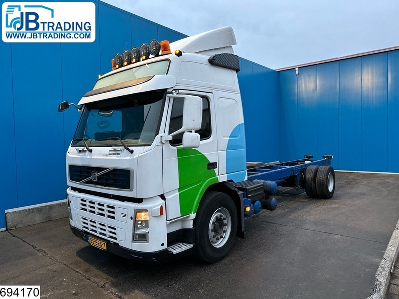 Volvo FM 380 EURO 5 - Chassis vrachtwagen: afbeelding 1 Volvo FM 380 EURO 5 - Chassis vrachtwagen: afbeelding 1