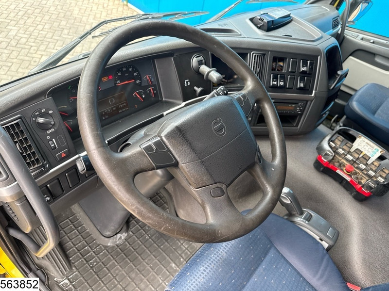 Volvo FM 420 6x2, EURO 5, Palfinger, Remote, Retarder - Vrachtwagen met open laadbak, Kraanwagen: afbeelding 5 Volvo FM 420 6x2, EURO 5, Palfinger, Remote, Retarder - Vrachtwagen met open laadbak, Kraanwagen: afbeelding 5