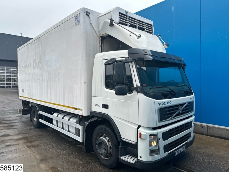 Volvo FM9 260 EURO 3, Thermoking - Koelwagen vrachtwagen: afbeelding 3 Volvo FM9 260 EURO 3, Thermoking - Koelwagen vrachtwagen: afbeelding 3