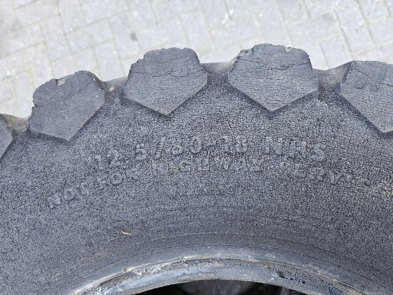 Ahlmann AL95-Titan 12.5/80-18-Tire/Reifen/Band - Banden en velgen voor Bouwmachine: afbeelding 5 Ahlmann AL95-Titan 12.5/80-18-Tire/Reifen/Band - Banden en velgen voor Bouwmachine: afbeelding 5